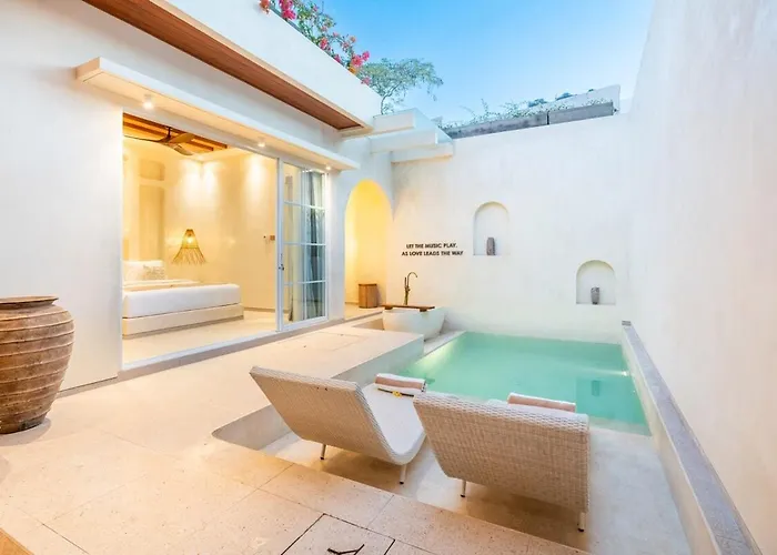 Villa New! Ibiza 1br & 2br Uluwatu