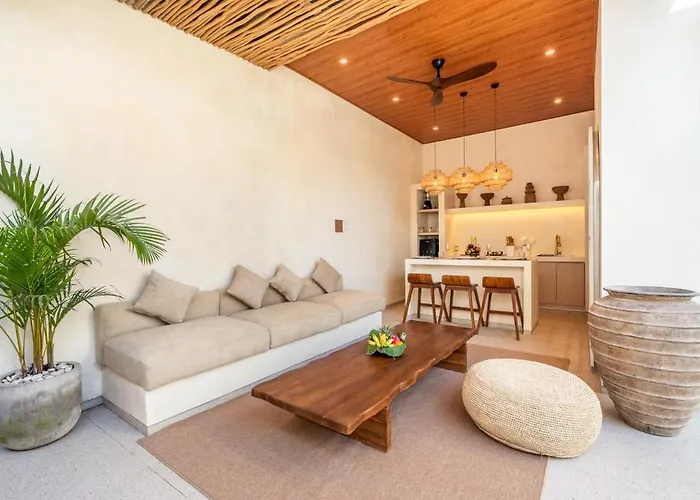 Villa New! Ibiza 1br & 2br Uluwatu *