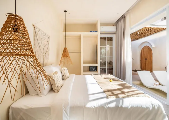Villa New! Ibiza 1br & 2br Uluwatu