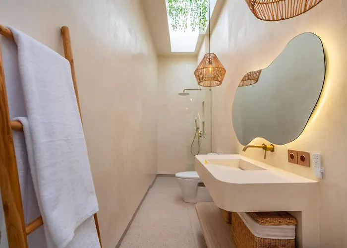 New! Ibiza 1br & 2br Uluwatu Villa