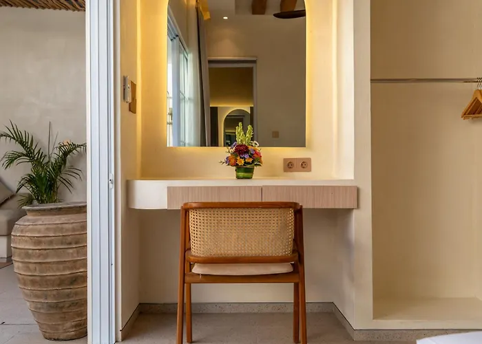 New! Ibiza 1br & 2br Uluwatu Villa